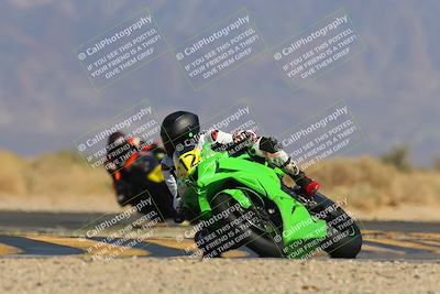 media/Mar-22-2025-CVMA (Sat) [[462c0ffedb]]/Race 13-Amateur Supersport Middleweight/